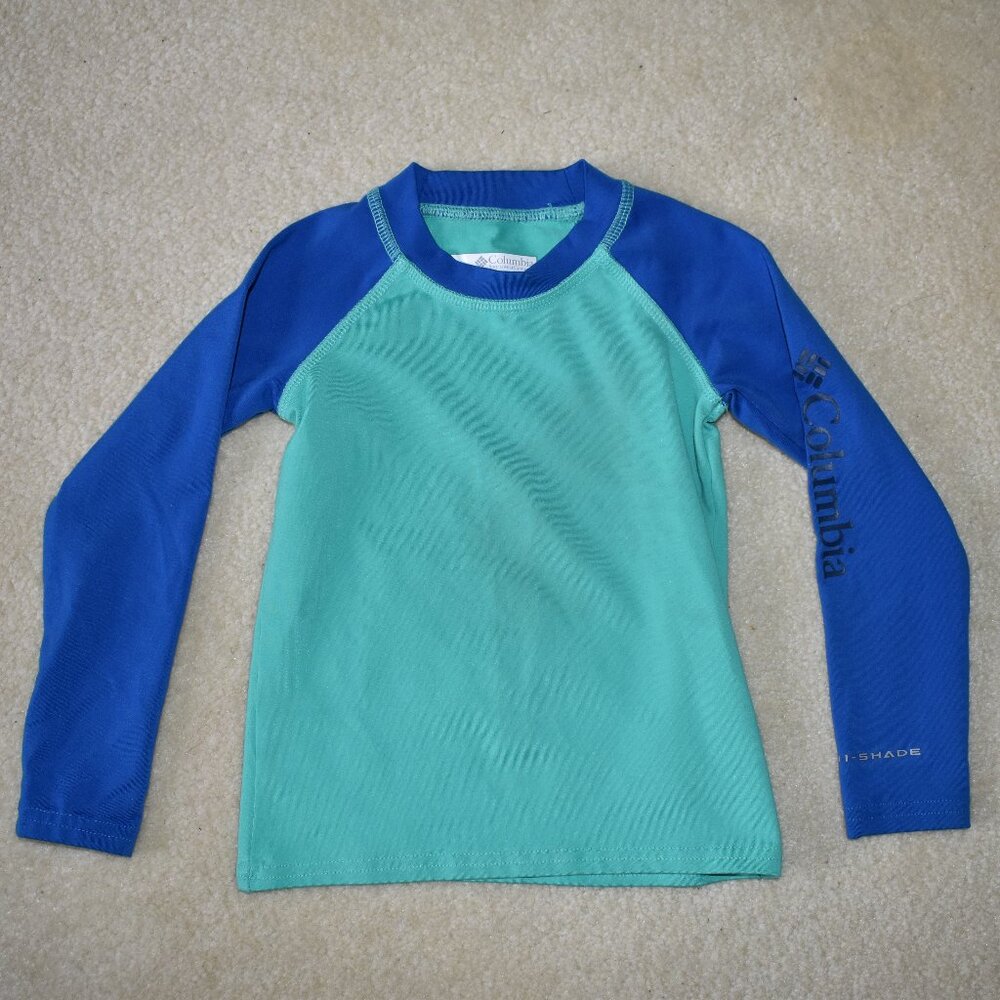 NWOT 3T Columbia Blue and Green/teal Rash Guard